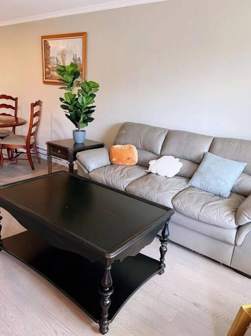 Brand New Luxury 2-Bedroom Townhouse. Duncan Exterior foto